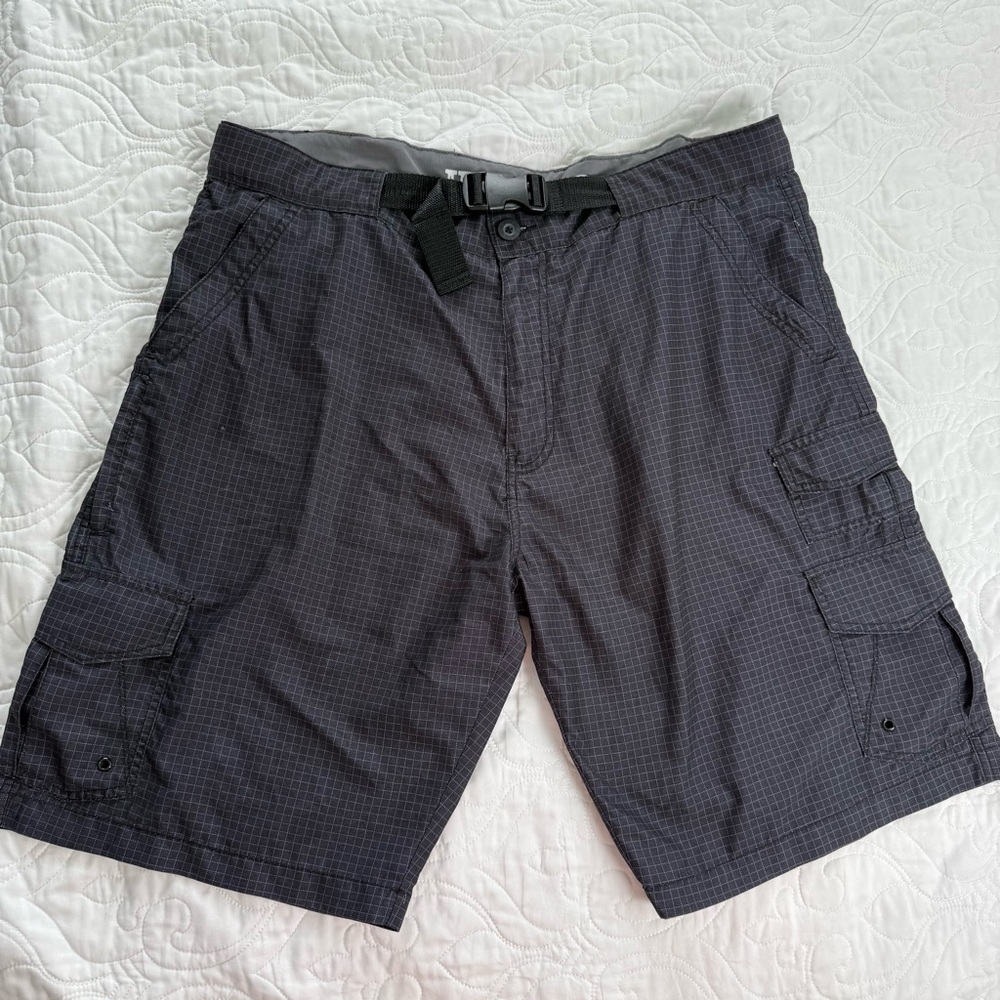 Iron Co Black Gingham Flat Front Belted Performance Cargo Shorts Men's 40 EUC